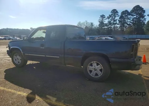 2003 Chevrolet Silverado C1500 z USA, uszkodzony, nr VIN 2GCEC19T331299976